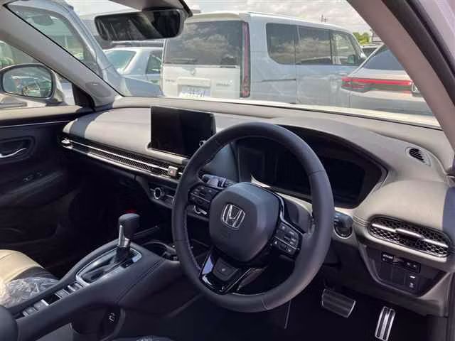 HONDA ZR-V