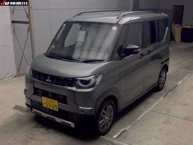 MITSUBISHI DELICA MINI