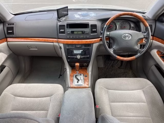 TOYOTA MARK II