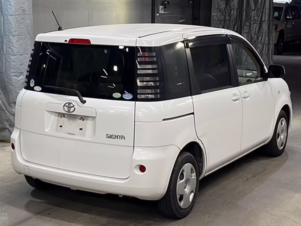 TOYOTA SIENTA