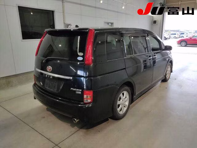 TOYOTA ISIS
