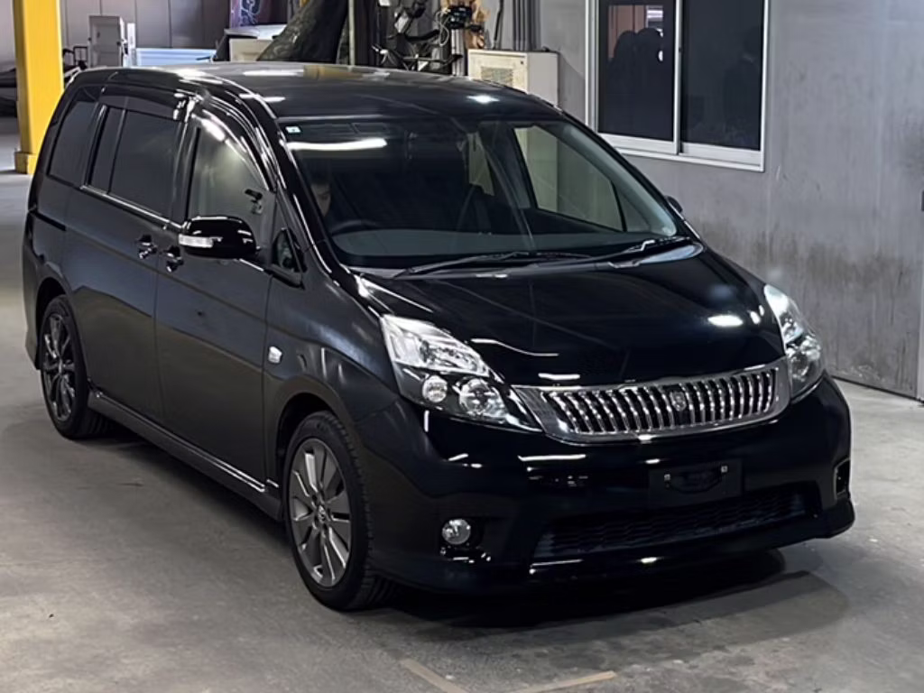 TOYOTA ISIS
