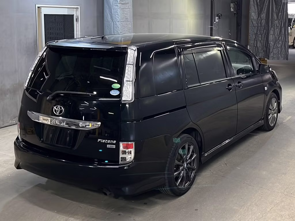 TOYOTA ISIS