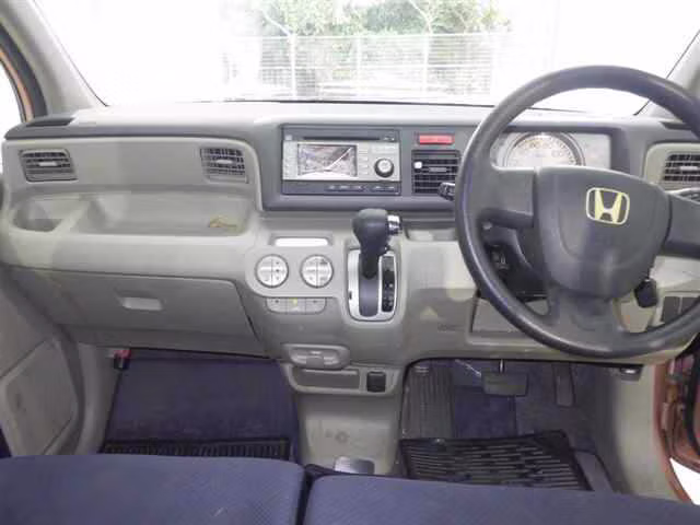 HONDA LIFE