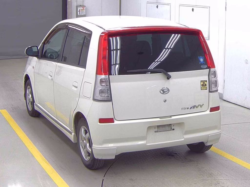DAIHATSU MIRA AVY