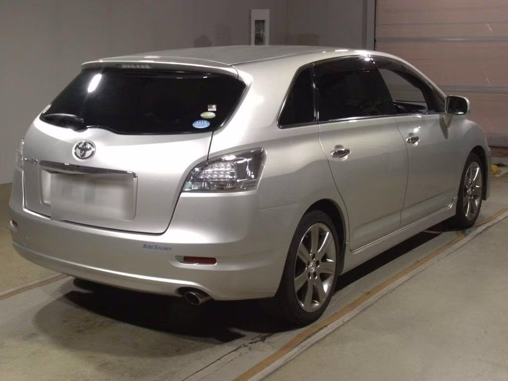 TOYOTA MARK X ZIO