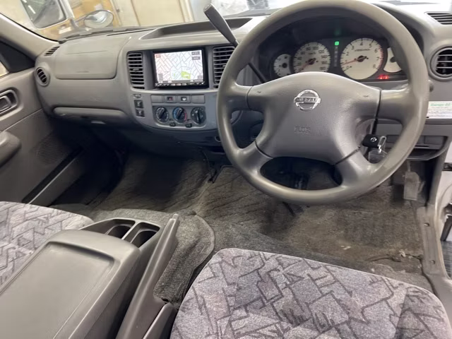 NISSAN CARAVAN