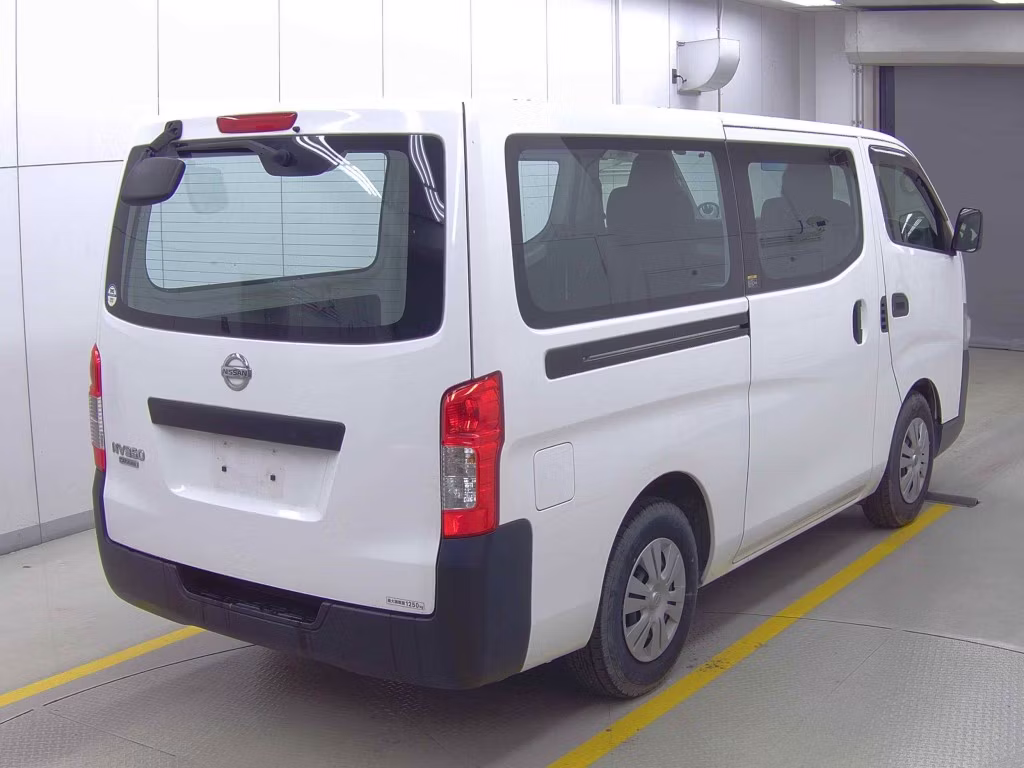 NISSAN NV350 CARAVAN
