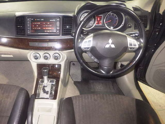 MITSUBISHI GALANT FORTIS