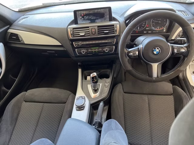 BMW 1-SERIES