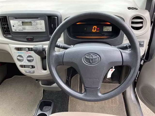 TOYOTA PIXIS EPOCH