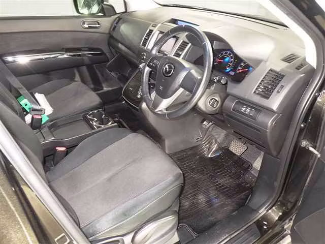 MAZDA MPV