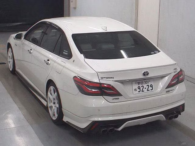 TOYOTA CROWN