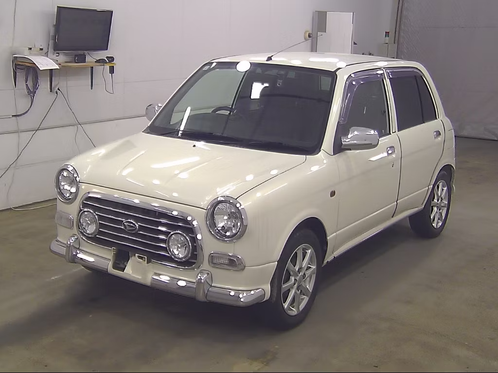 DAIHATSU MIRA GINO