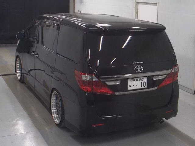 TOYOTA ALPHARD