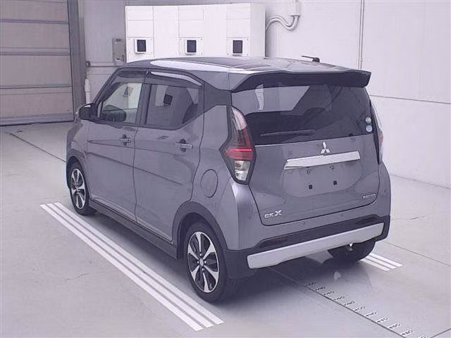 MITSUBISHI EK X