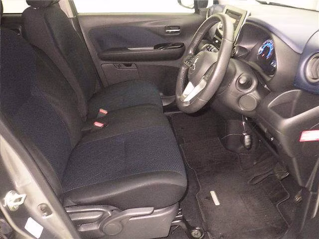 MITSUBISHI EK X