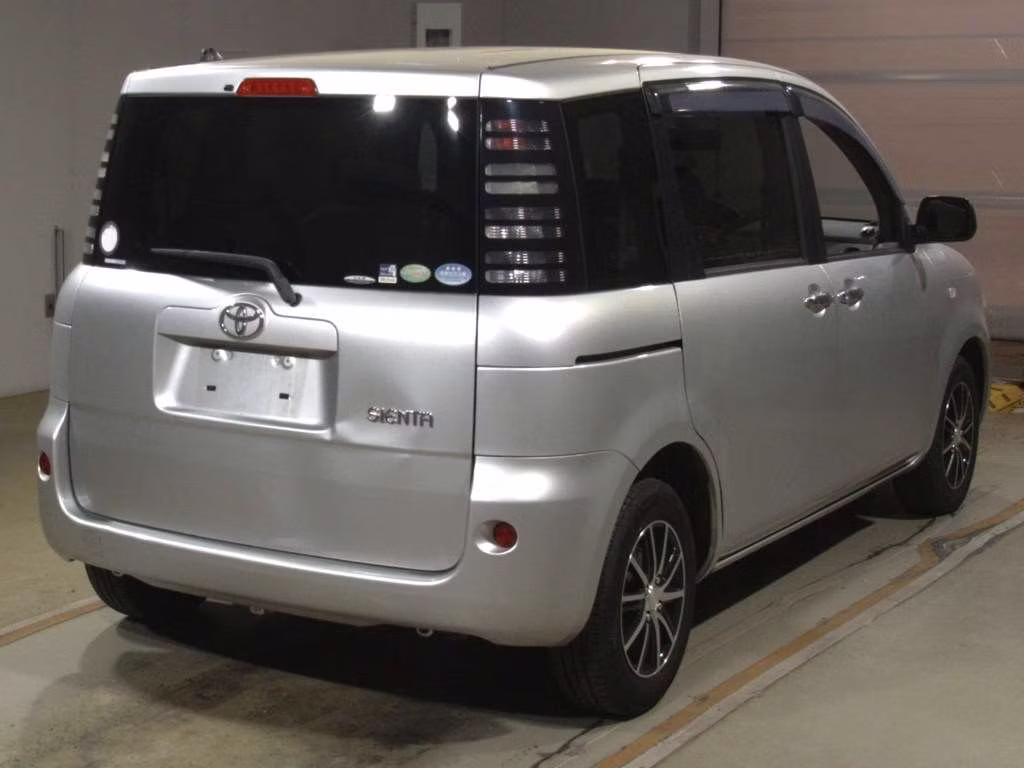 TOYOTA SIENTA