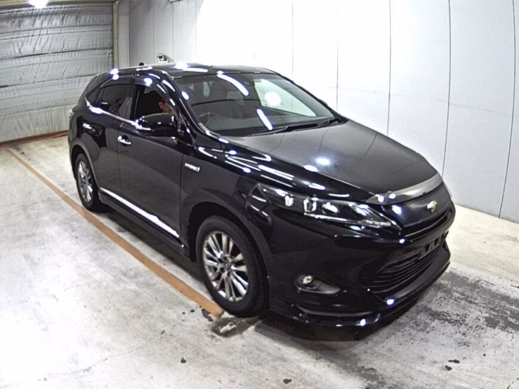 TOYOTA HARRIER
