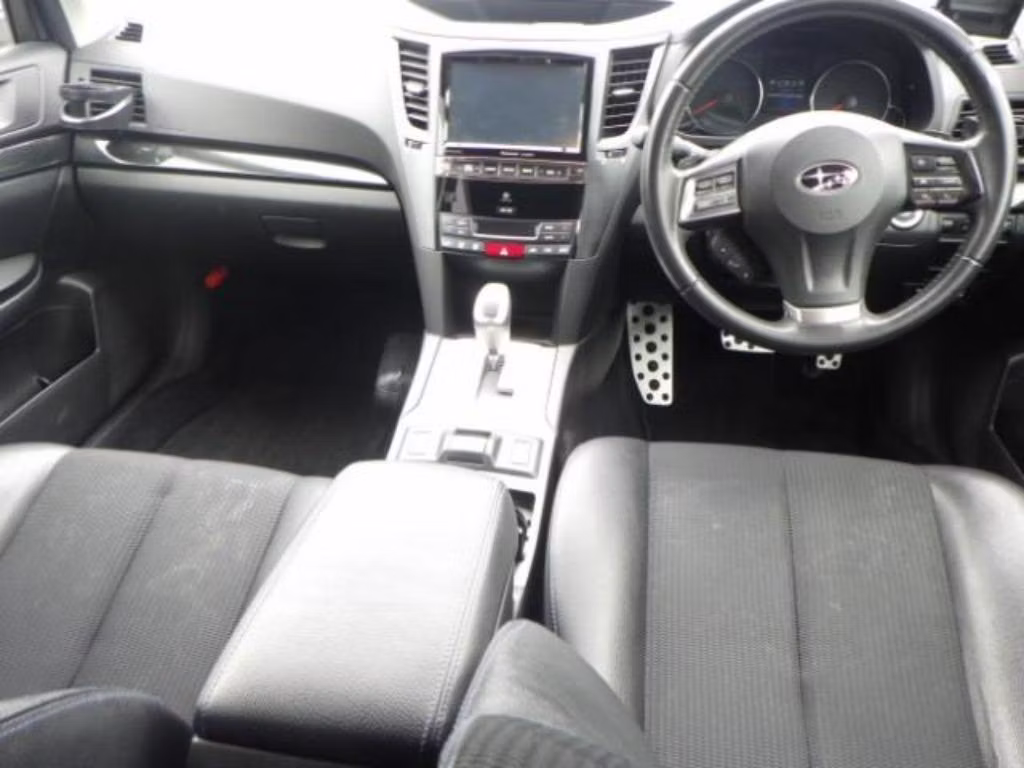 SUBARU LEGACY