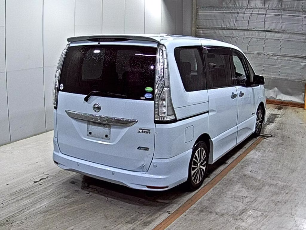 NISSAN SERENA
