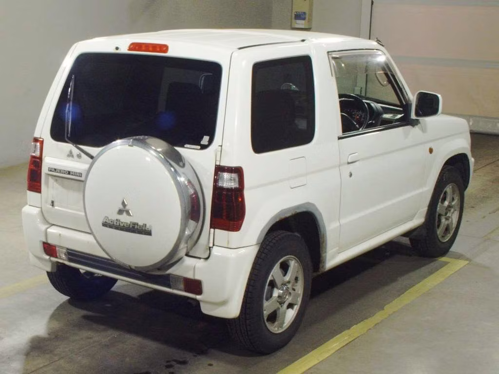 MITSUBISHI PAJERO MINI
