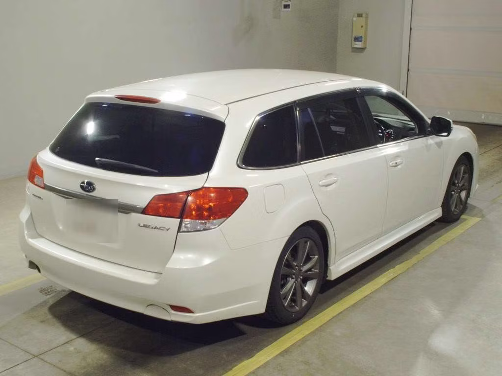 SUBARU LEGACY