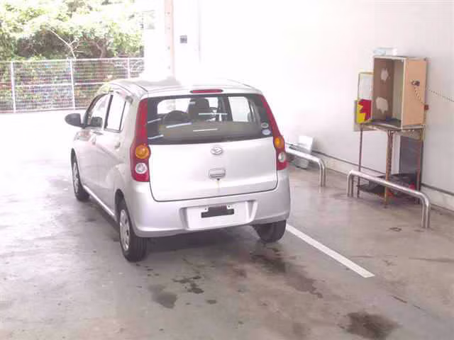 DAIHATSU MIRA