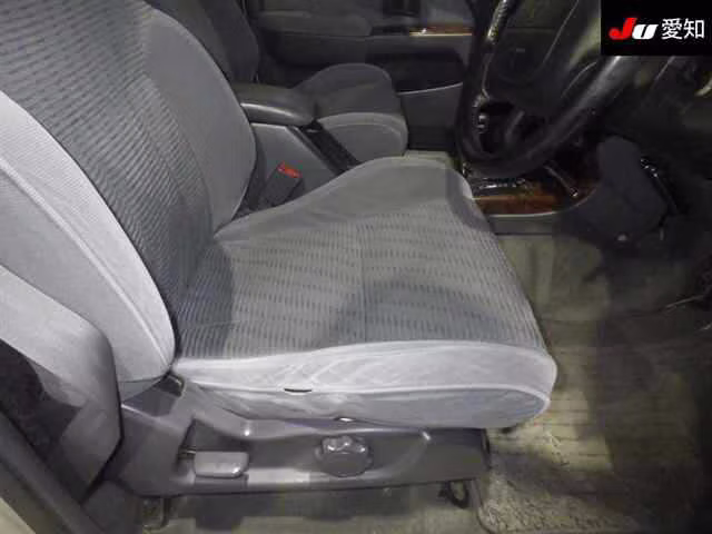 TOYOTA HILUX SURF
