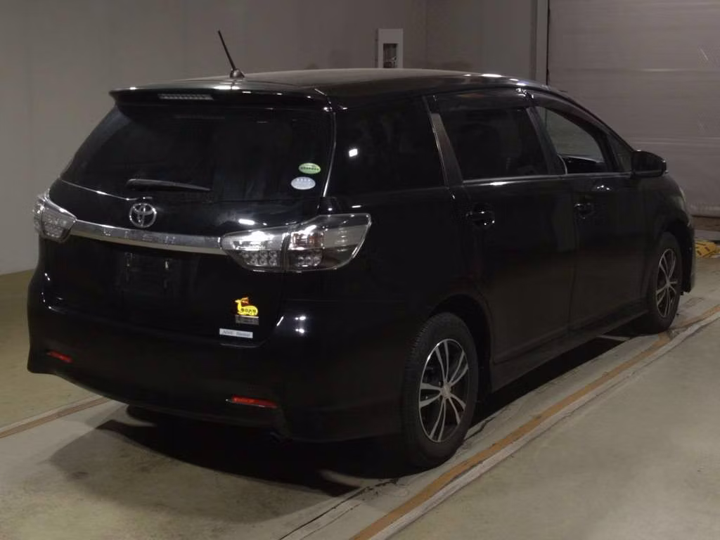 TOYOTA WISH