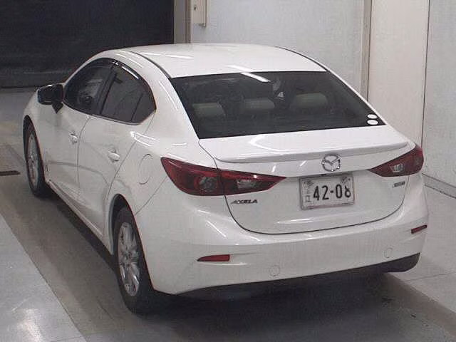 MAZDA AXELA
