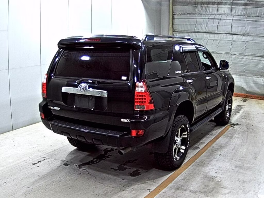 TOYOTA HILUX SURF