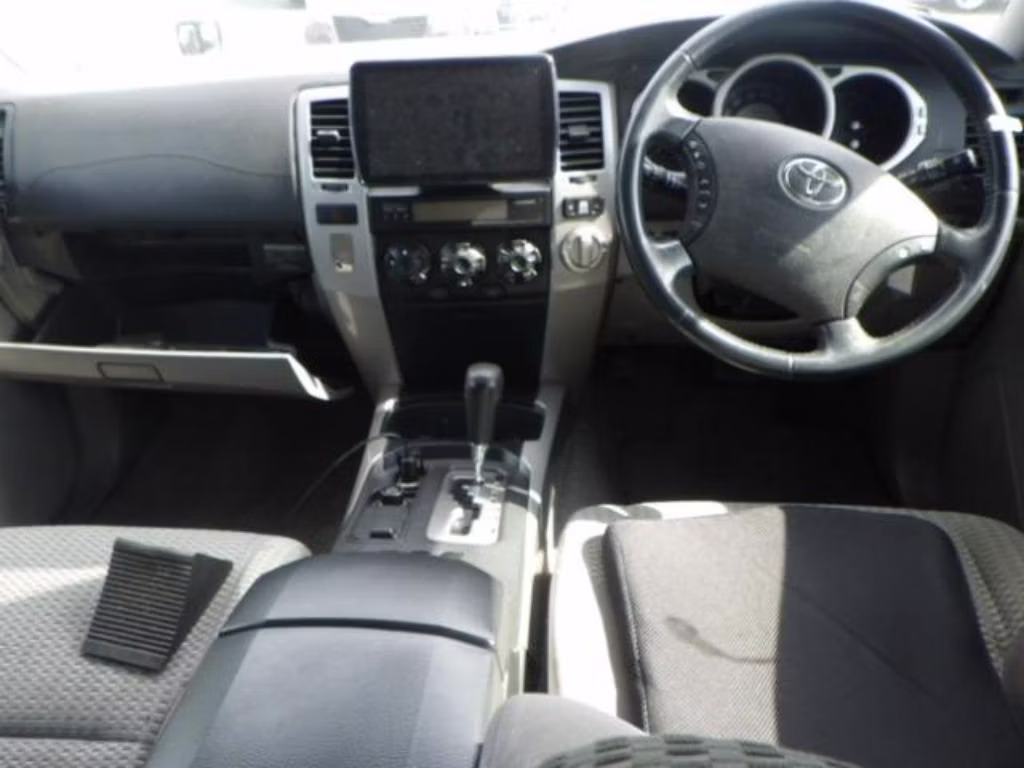 TOYOTA HILUX SURF