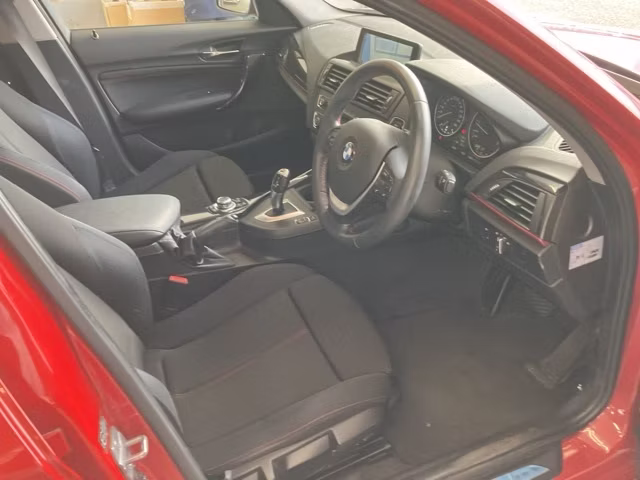 BMW 1-SERIES