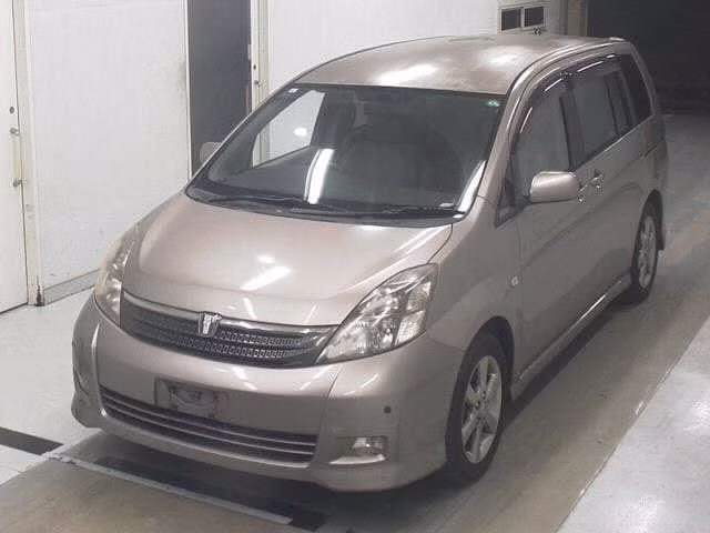 TOYOTA ISIS