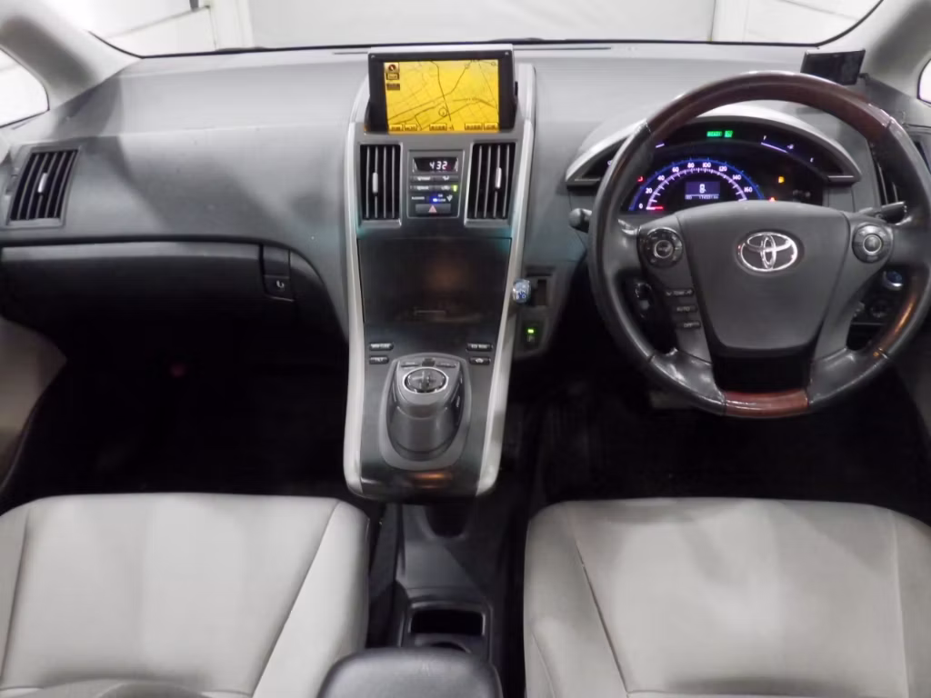 TOYOTA SAI