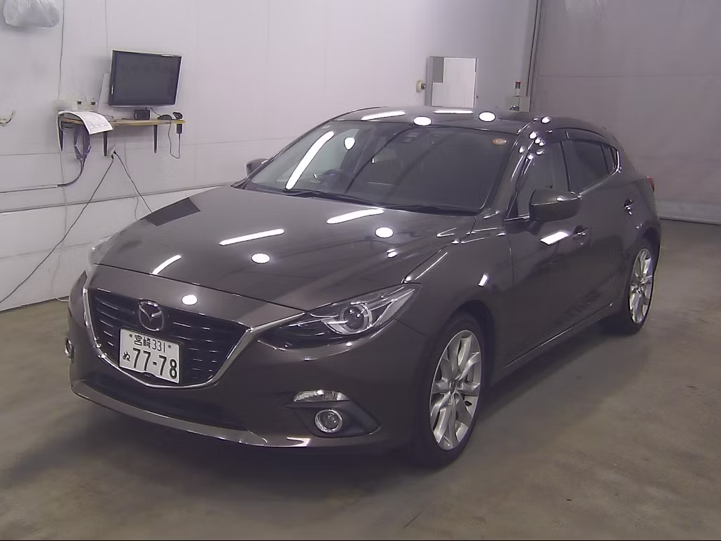 MAZDA AXELA