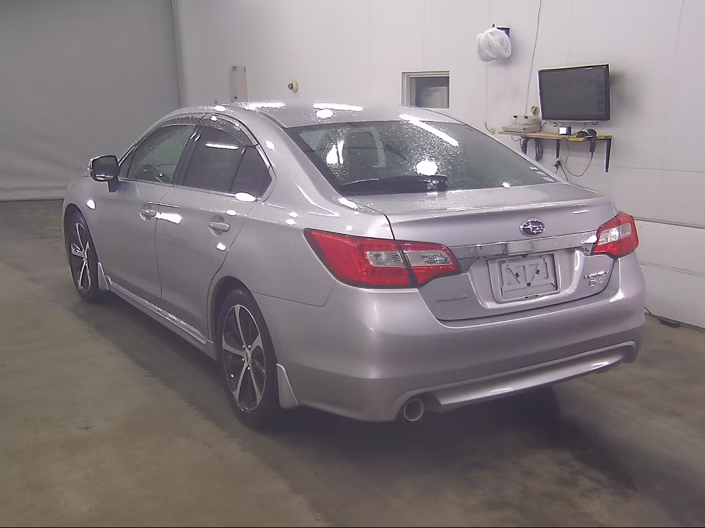 SUBARU LEGACY B4