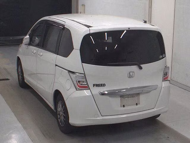 HONDA FREED