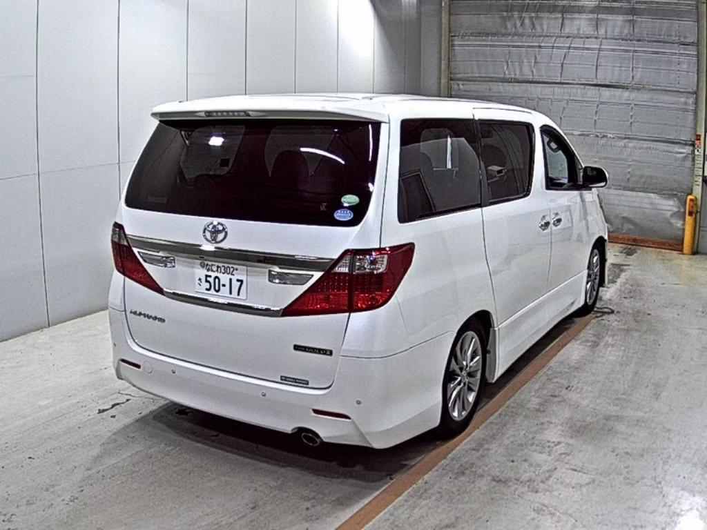 TOYOTA ALPHARD