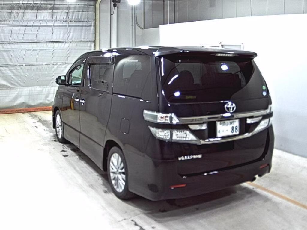 TOYOTA VELLFIRE