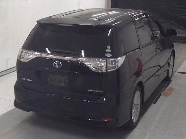 TOYOTA ESTIMA