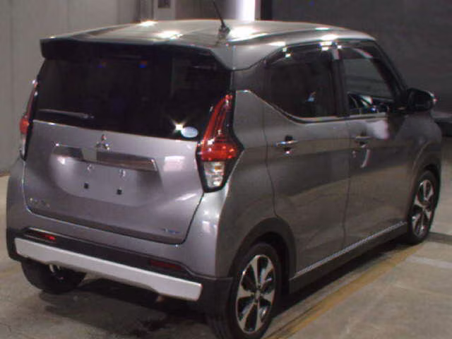 MITSUBISHI EK X