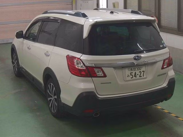 SUBARU EXIGA CROSSOVER 7