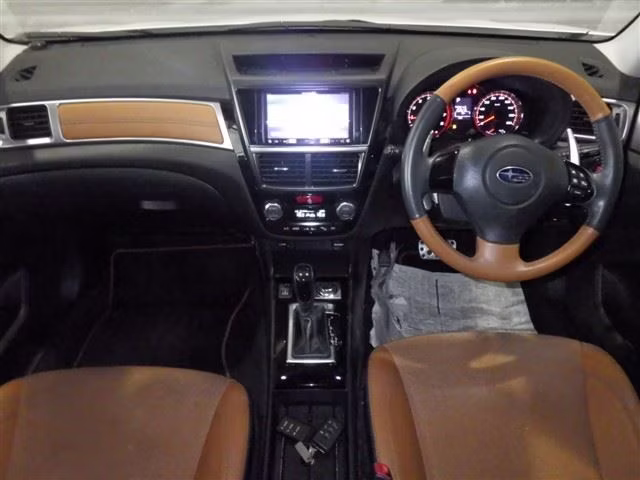 SUBARU EXIGA CROSSOVER 7