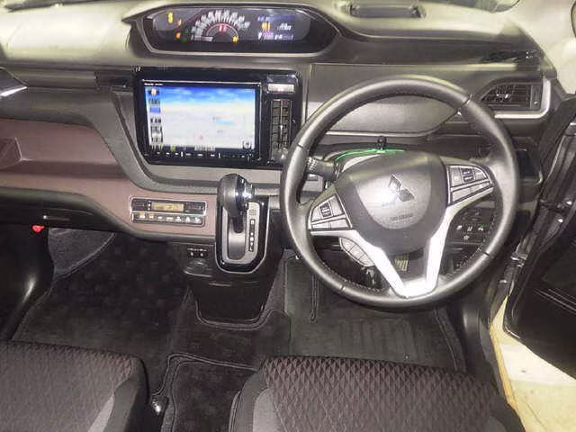MITSUBISHI DELICA D:2