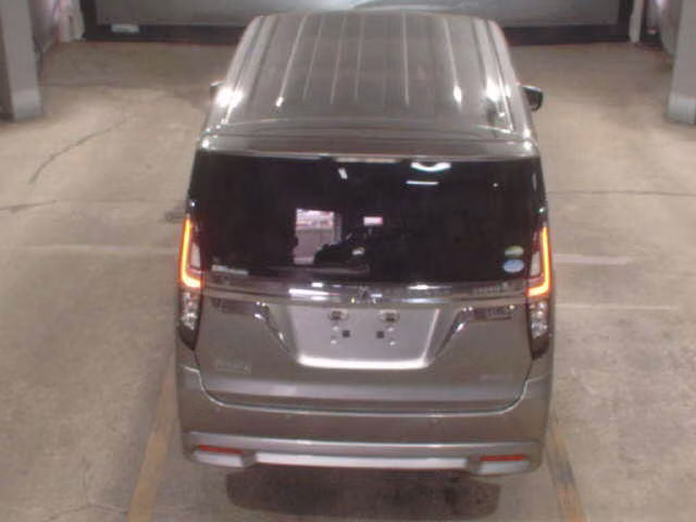 MITSUBISHI DELICA D:2