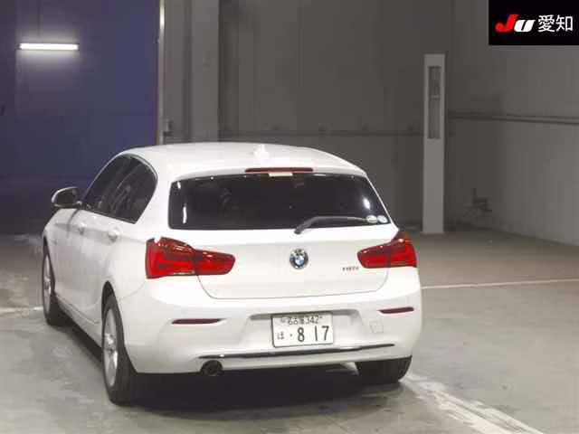 BMW 1-SERIES