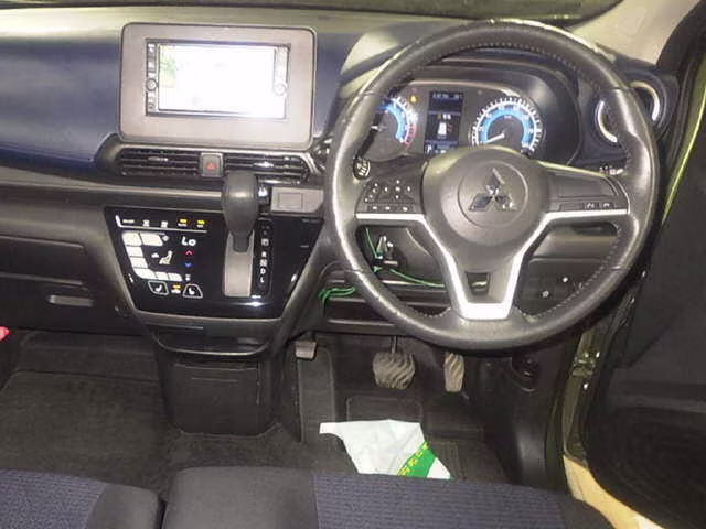 MITSUBISHI EK X