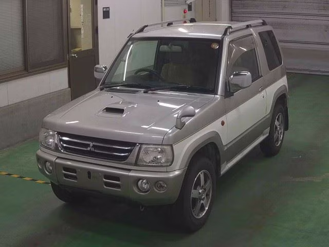 MITSUBISHI PAJERO MINI
